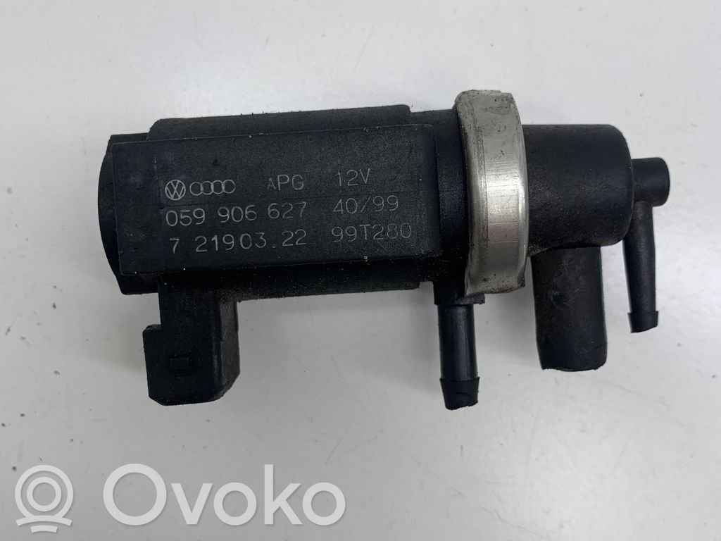 Audi A6 S6 C5 4B Zawór podciśnienia / Elektrozawór turbiny 