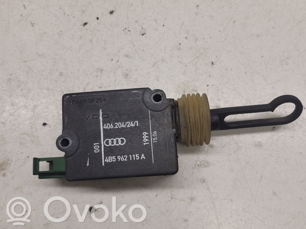 Audi A6 S6 C5 4B Central locking motor 