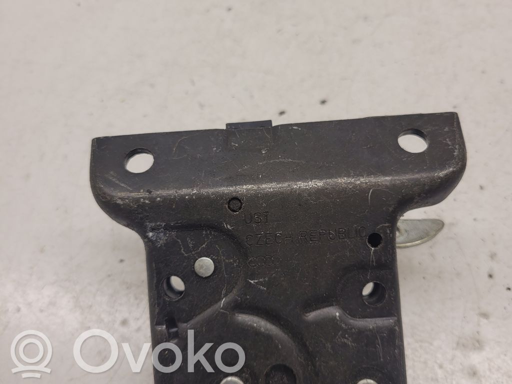 Audi A6 S6 C5 4B Tailgate/trunk/boot lock/catch/latch 