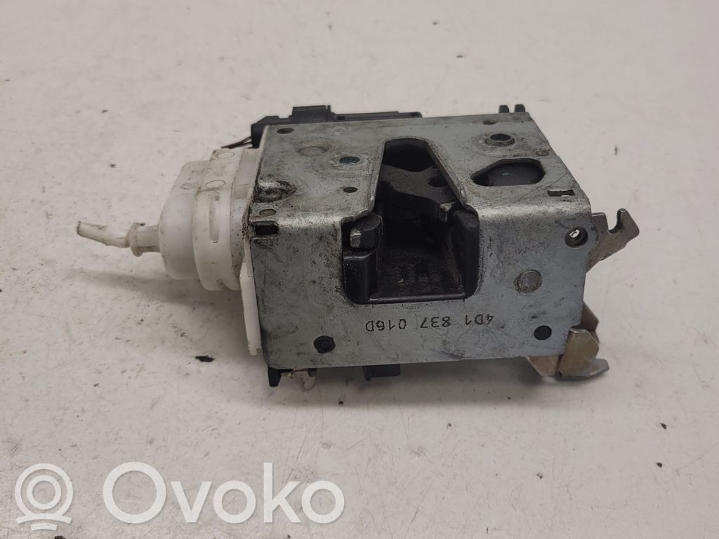 Audi A4 S4 B5 8D Etuoven lukko 