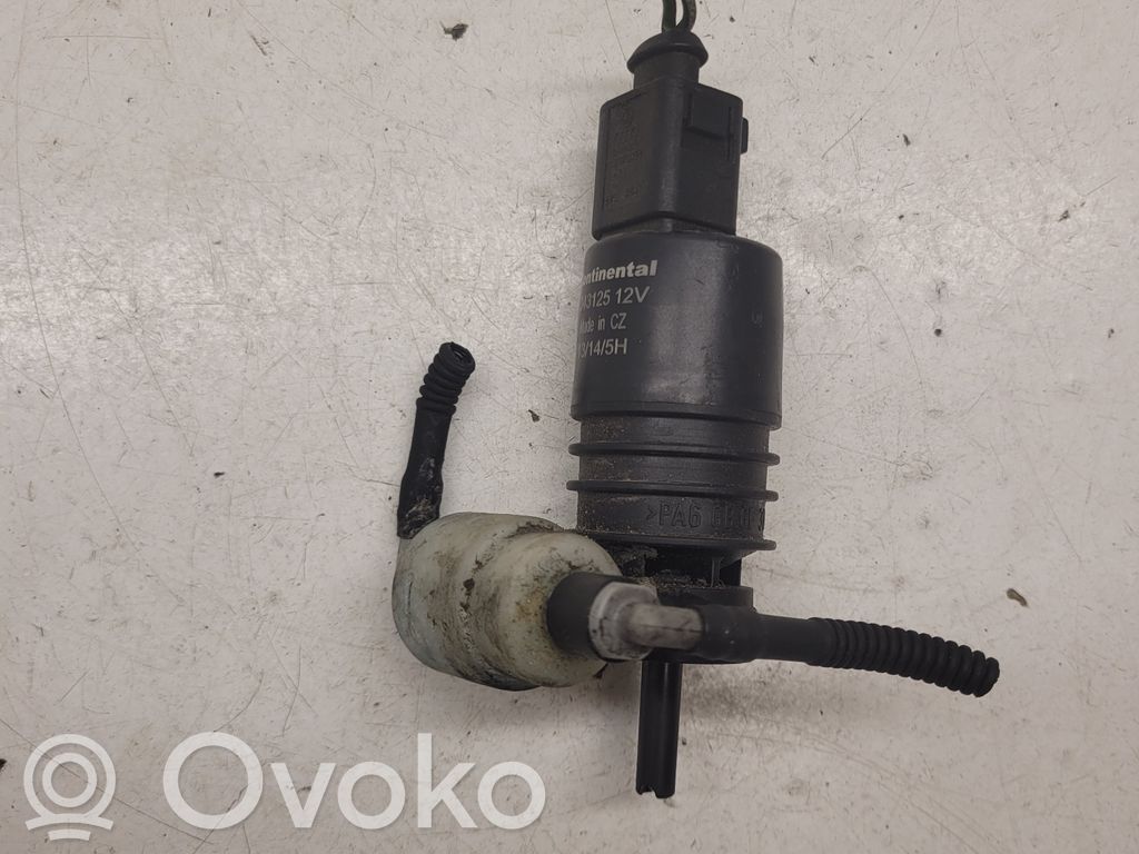 Mitsubishi Outlander Windscreen/windshield washer pump 