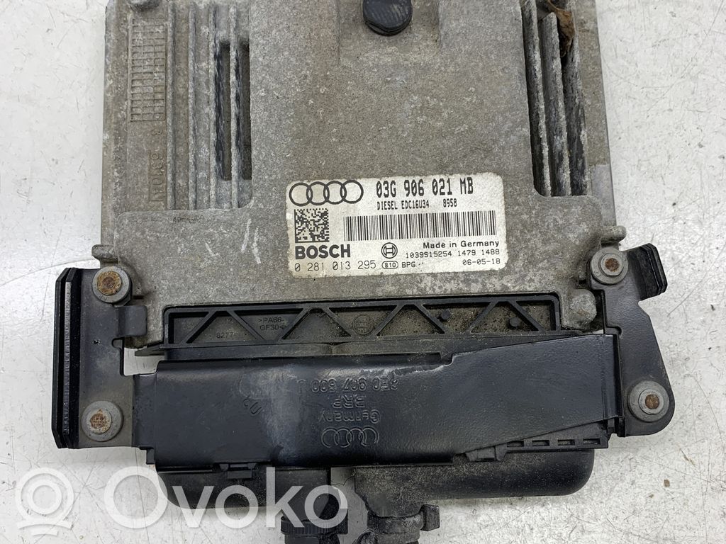 Engine control unit/module   03G906021MB,0281013295