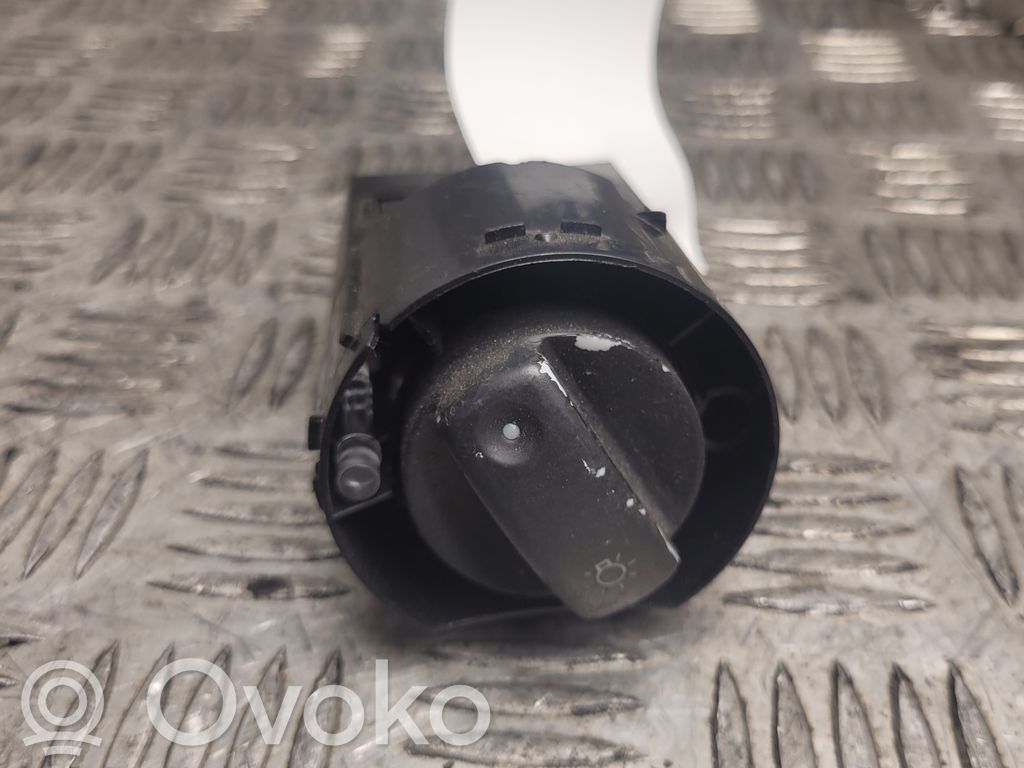 Audi A6 S6 C5 4B Light switch 