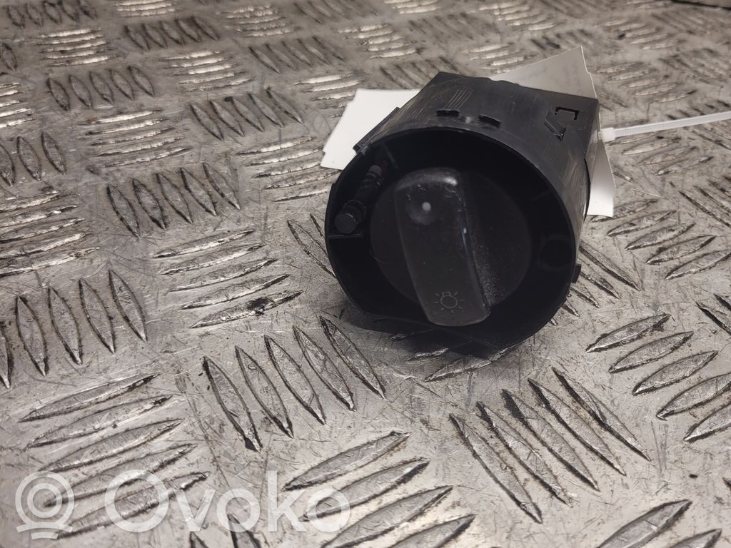 Audi A6 S6 C5 4B Light switch 