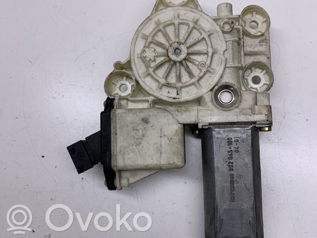 Toyota Corolla E120 E130 Rear door window regulator motor 