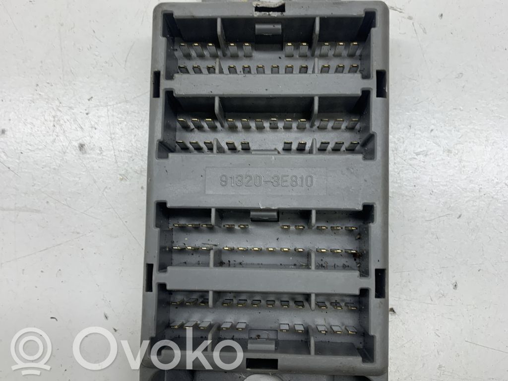 KIA Sorento Fuse module 