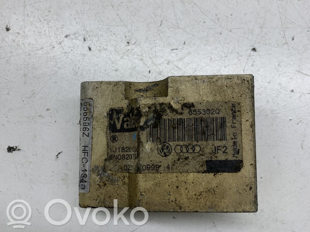 Volkswagen Golf IV Ilmastointilaitteen laajennusventtiili (A/C) 