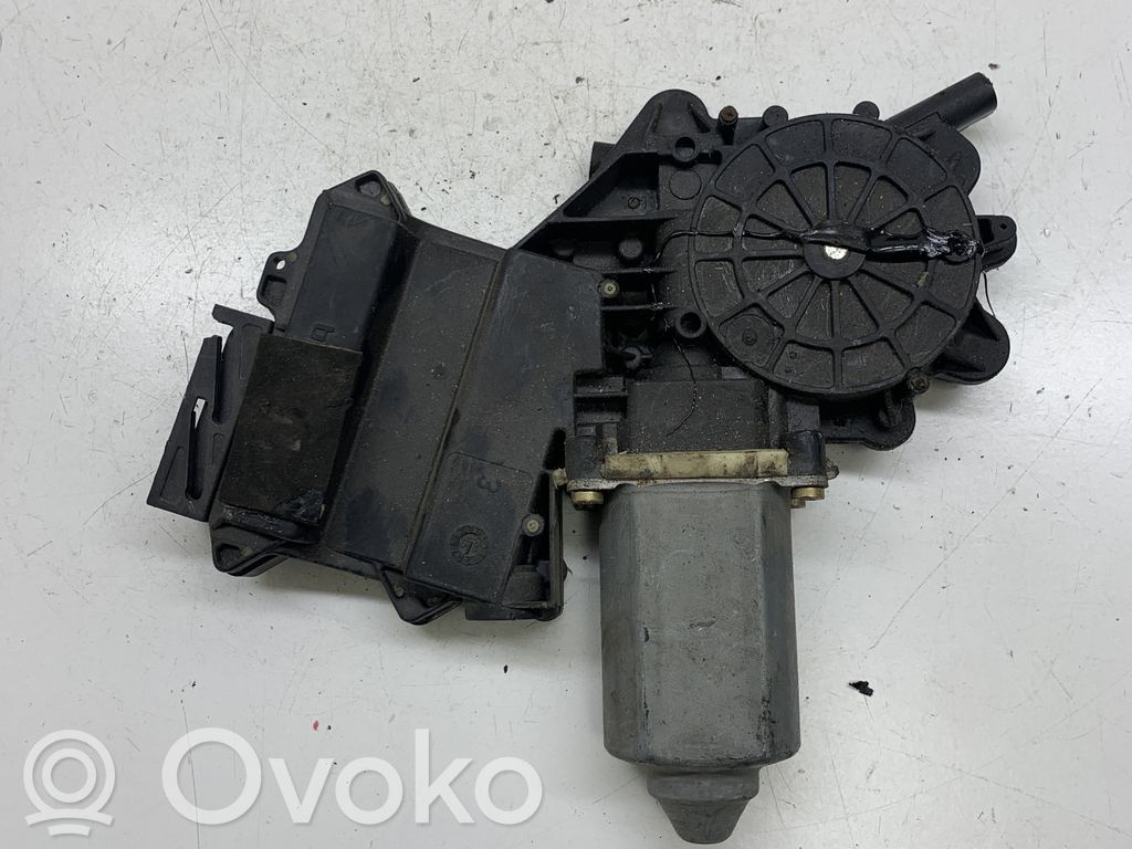 Volkswagen Sharan Moteur de lève-vitre de porte arrière 