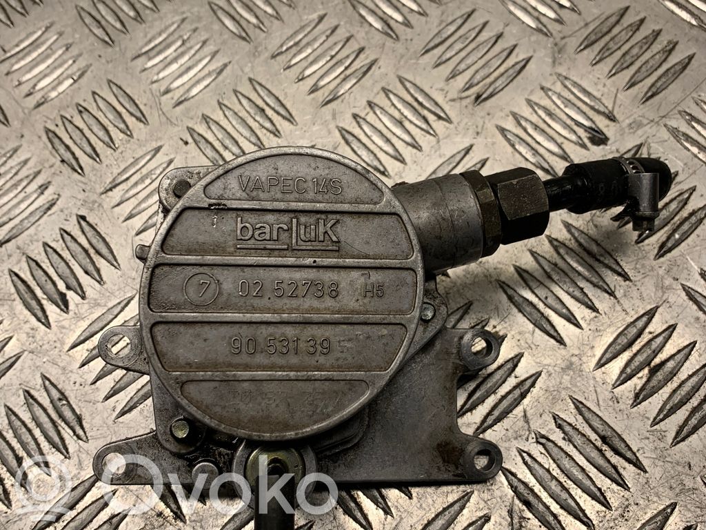 Opel Vectra B Alipainepumppu 