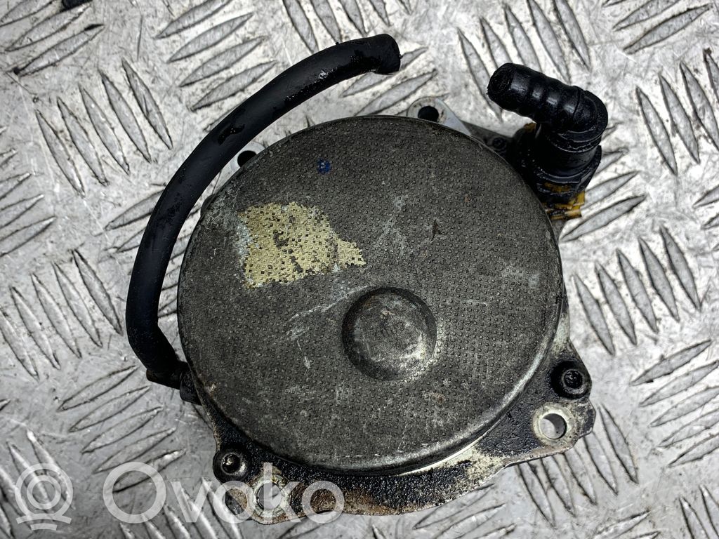 Opel Insignia A Pompa podciśnienia / Vacum 