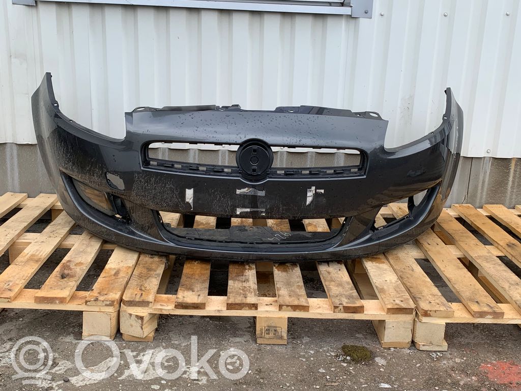 Fiat Bravo Parachoques delantero 