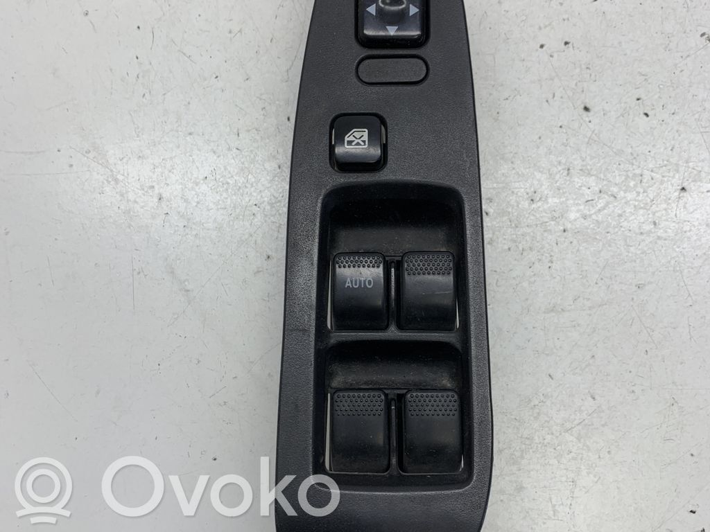 Subaru Legacy Electric window control switch 