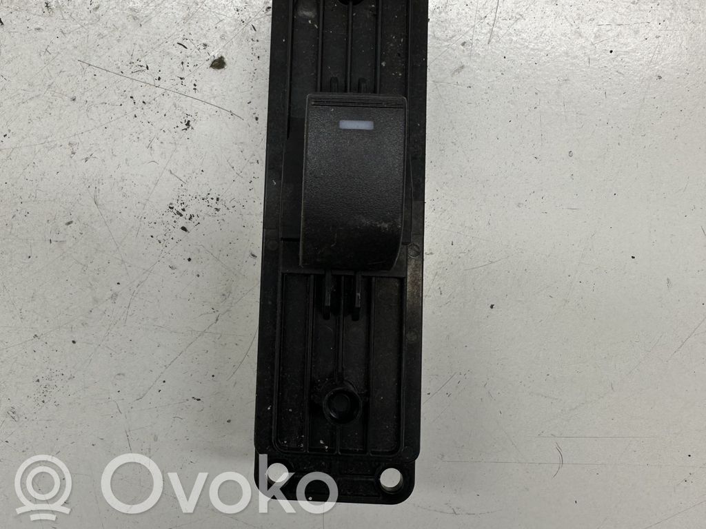 Mazda 6 Electric window control switch 