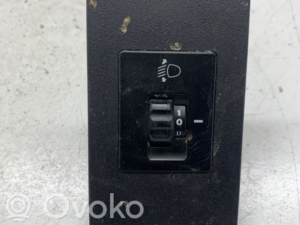 Hyundai Galloper Headlight level height control switch 