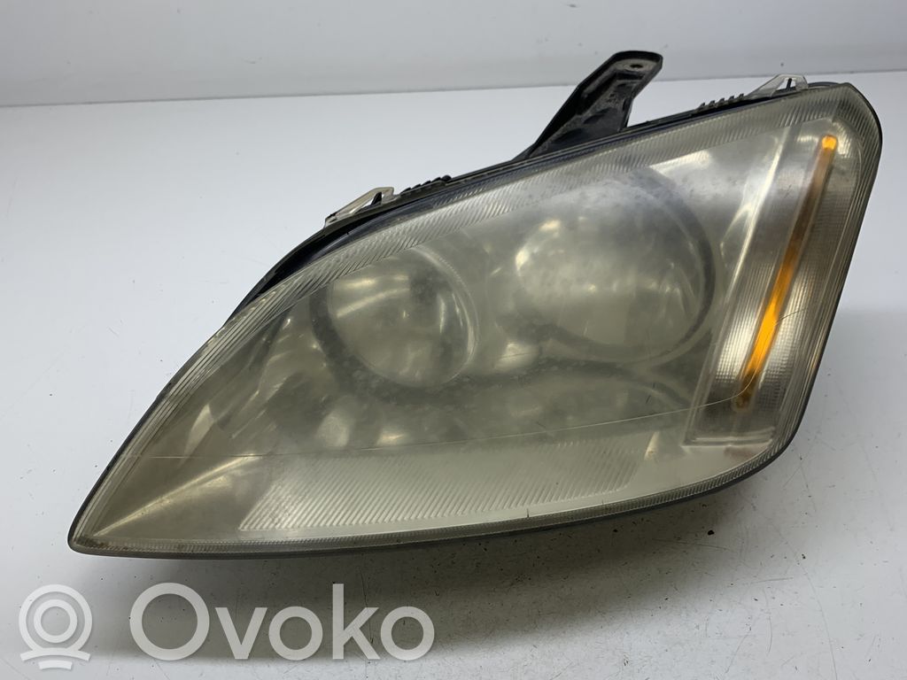 Ford Focus C-MAX Lampa przednia 