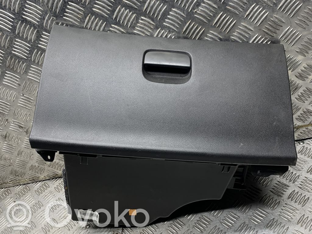 Peugeot 308 Juego guantera 