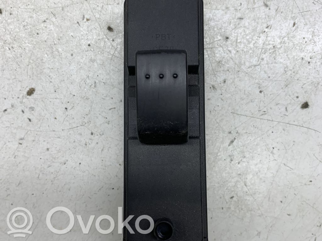 Mazda 3 I Electric window control switch 
