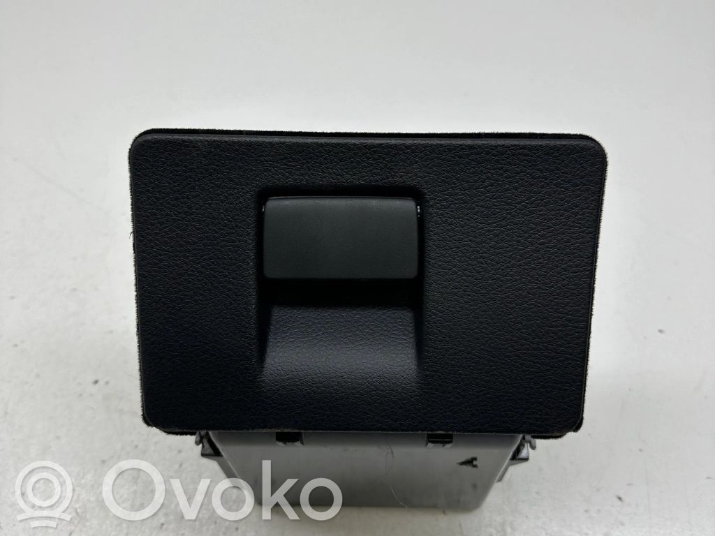 BMW 5 GT F07 Glove box 