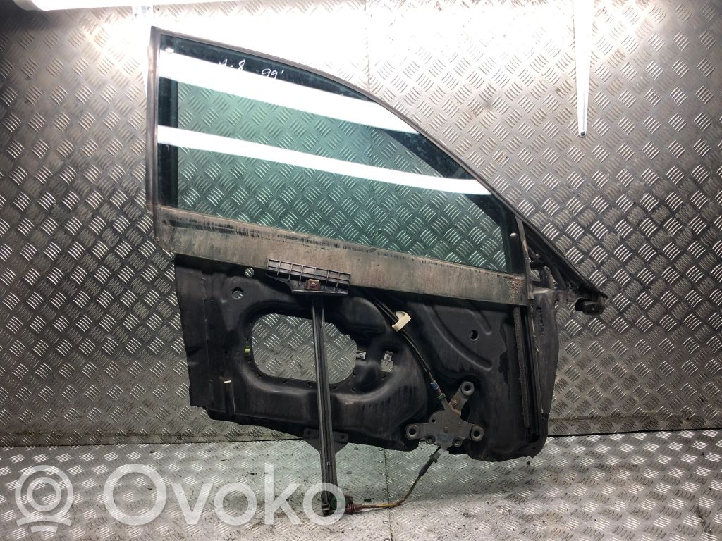 Audi A8 S8 D2 4D Elektryczny podnośnik szyby drzwi przednich 