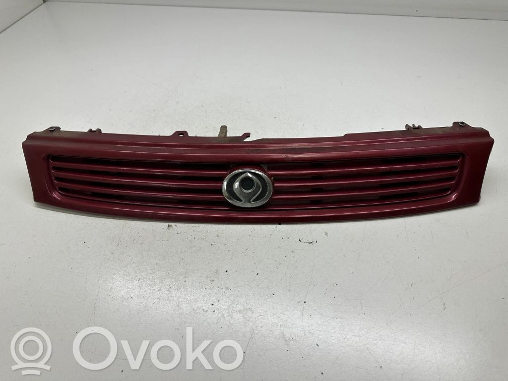 Mazda 626 Etusäleikkö 