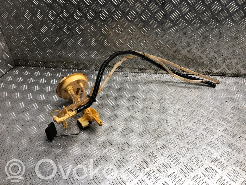 BMW 3 E90 E91 Pompe à carburant 