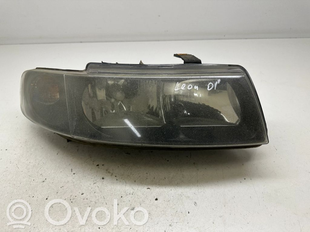 Seat Leon (1M) Scheinwerfer 