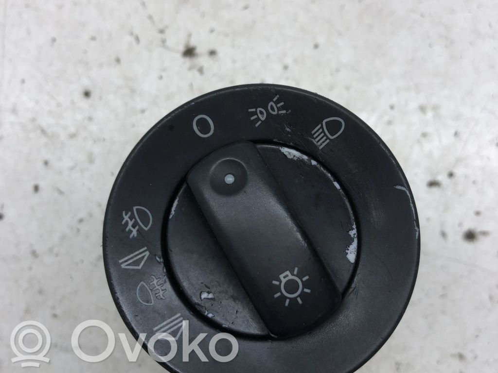 Audi A4 S4 B7 8E 8H Light switch 