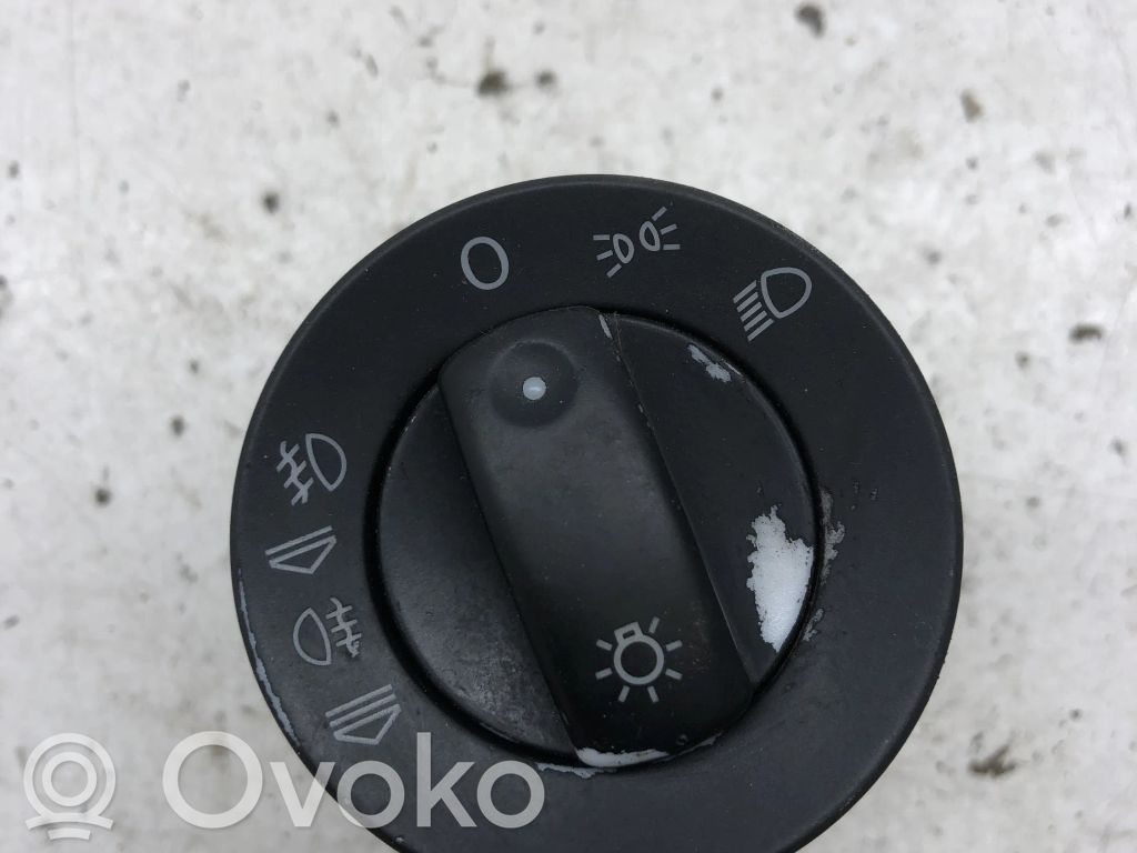 Audi A4 S4 B7 8E 8H Light switch 