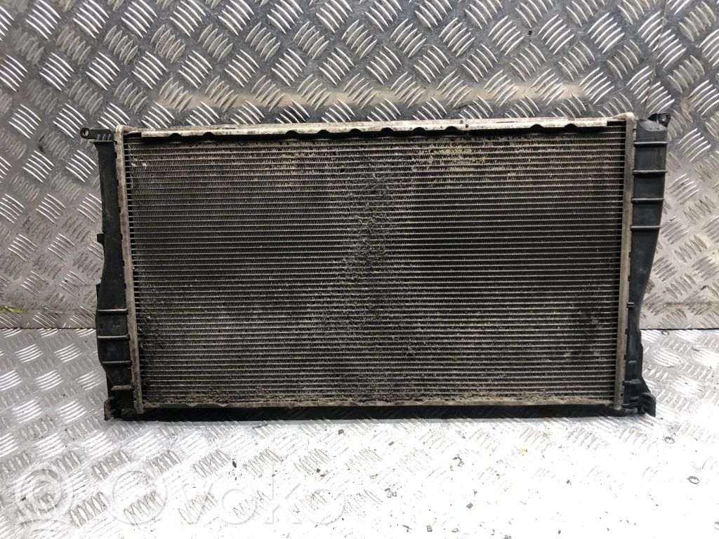 BMW 3 E90 E91 Coolant radiator 
