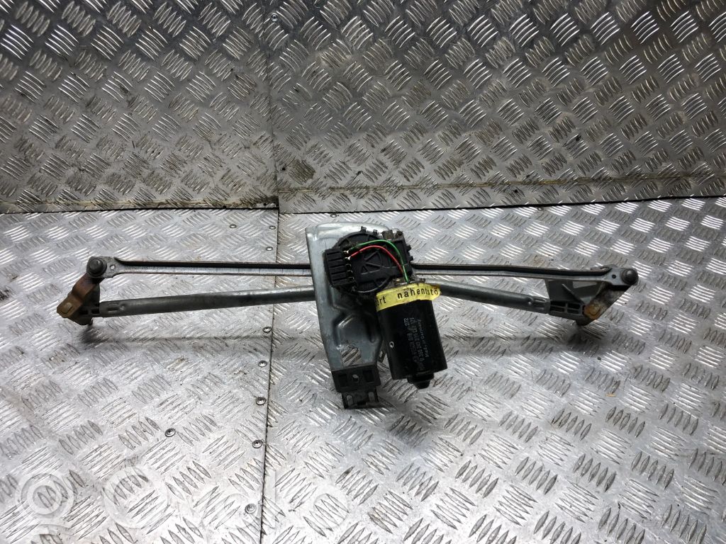Audi 100 S4 C4 Wischergestänge Wischermotor vorne 