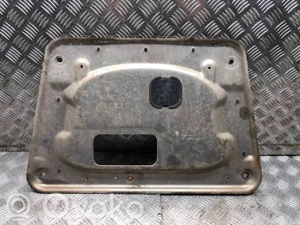 BMW X3 E83 Engine splash shield/under tray 