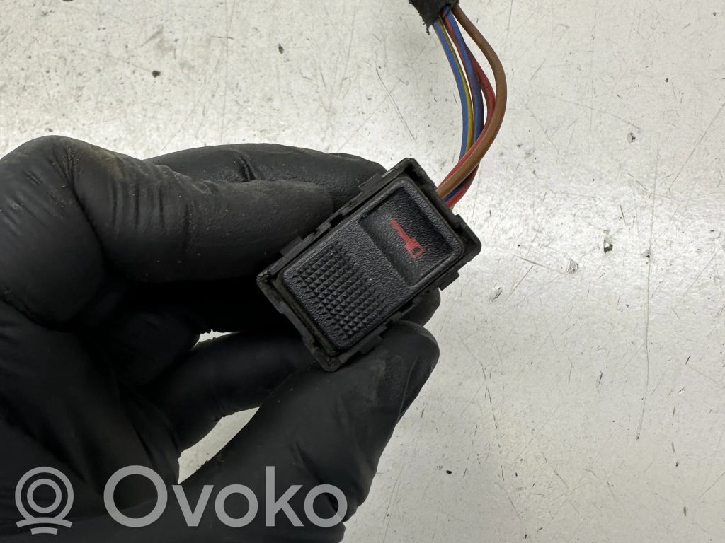 Audi A4 S4 B5 8D Botón interruptor de bloqueo de puertas 