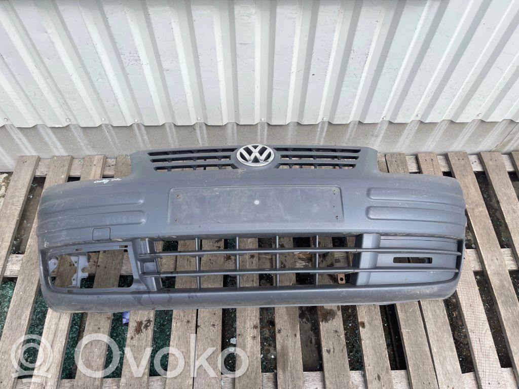 Front bumper   2K0807221