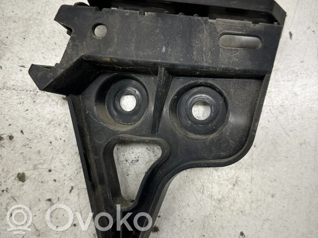 BMW 3 E90 E91 Galinis laikiklis bamperio 