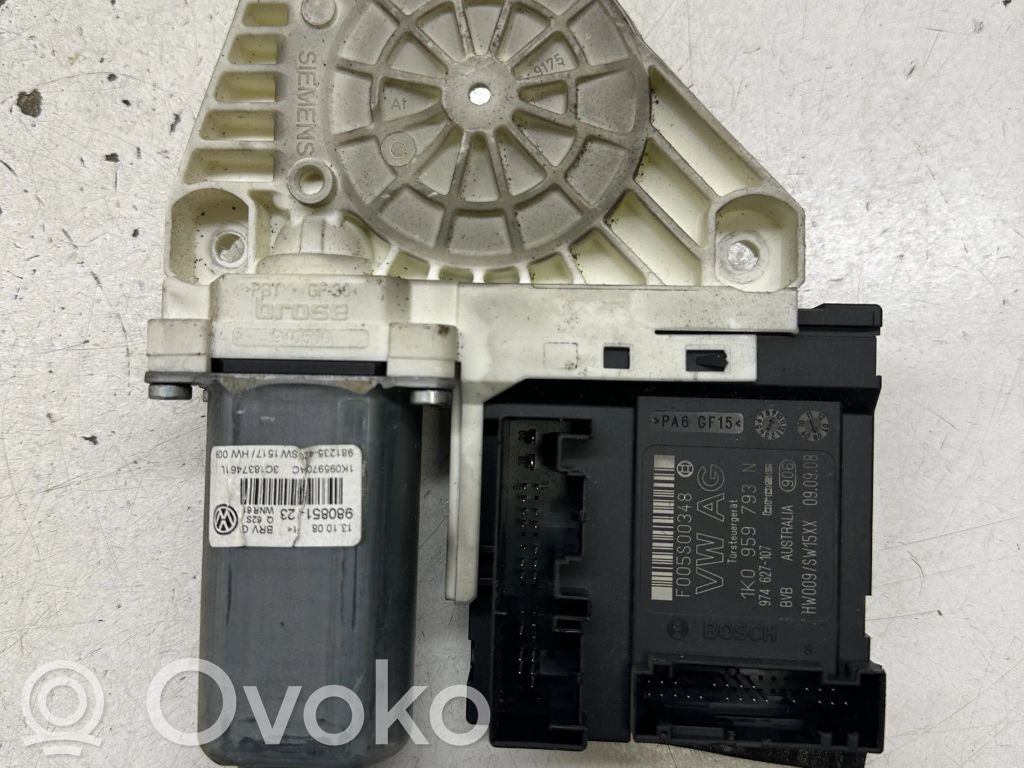 Volkswagen PASSAT B6 Silnik regulatora szyby drzwi przednich 