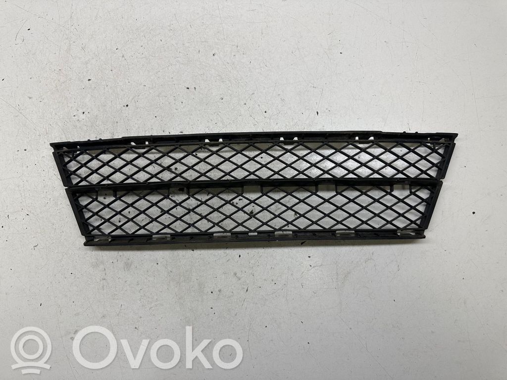 BMW 5 E60 E61 Unteres Gitter dreiteilig vorne 