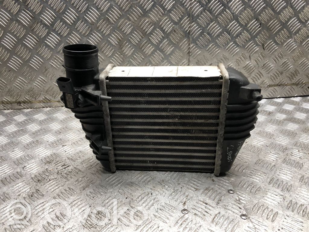 Audi A6 S6 C6 4F Interkūlerio radiatorius 