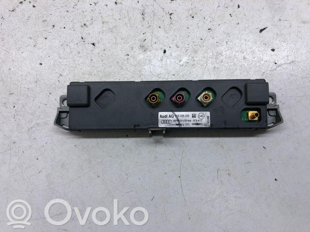 Audi A4 S4 B8 8K Wzmacniacz anteny 