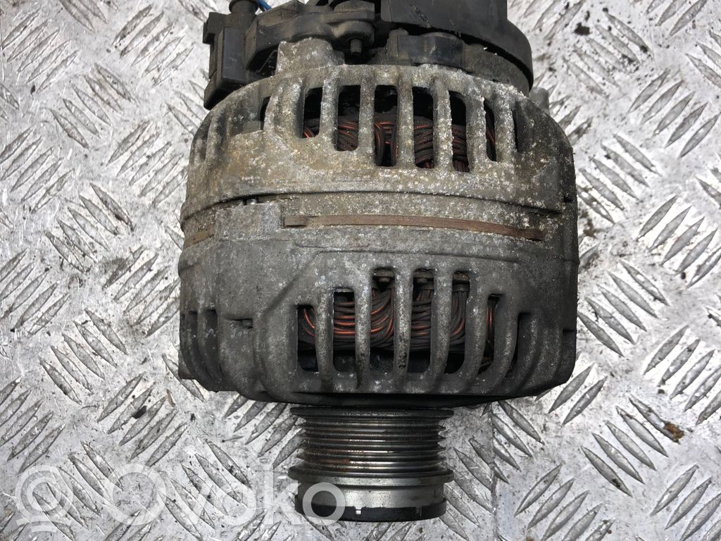 Volkswagen PASSAT B5.5 Ģenerators 
