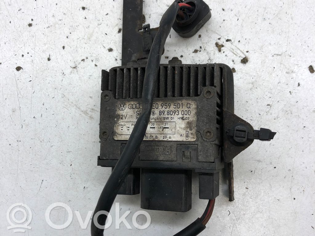 Audi A4 S4 B7 8E 8H Relais de ventilateur de liquide de refroidissement 