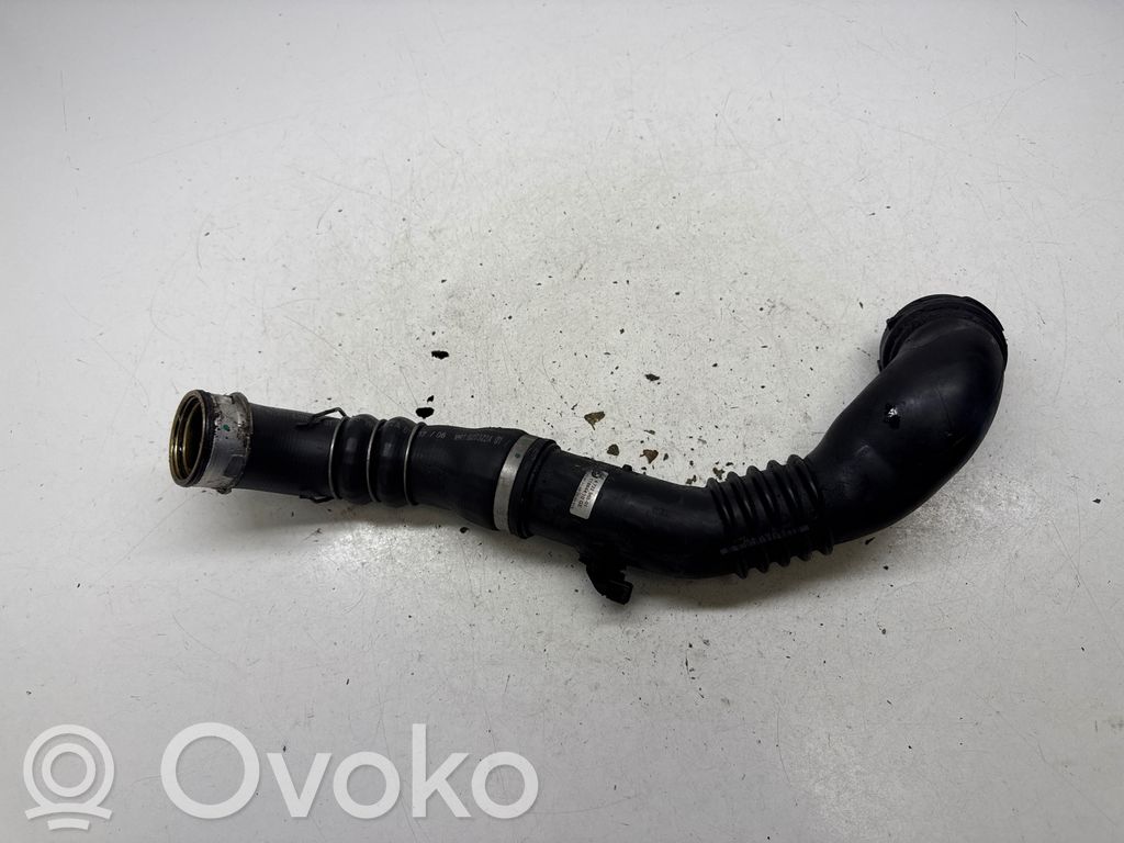 BMW 1 E81 E87 Interkūlera šļūtene (-es) / caurule (-es) 