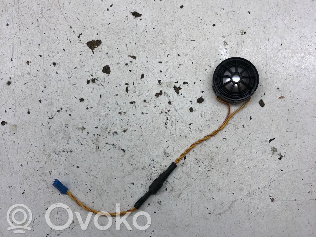 BMW 1 E81 E87 Front door high frequency speaker 
