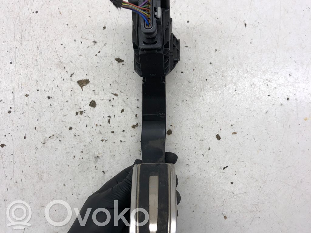 Audi A4 S4 B9 8W Accelerator throttle pedal 