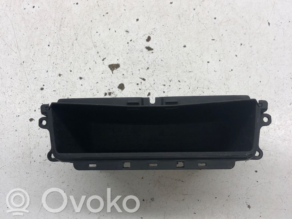 BMW 5 E60 E61 Daiktadėžė 