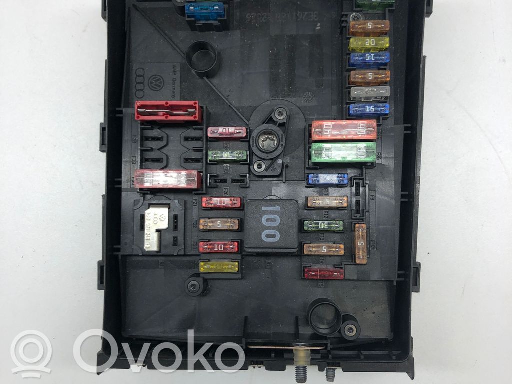 Volkswagen Golf Plus Sulakemoduuli 