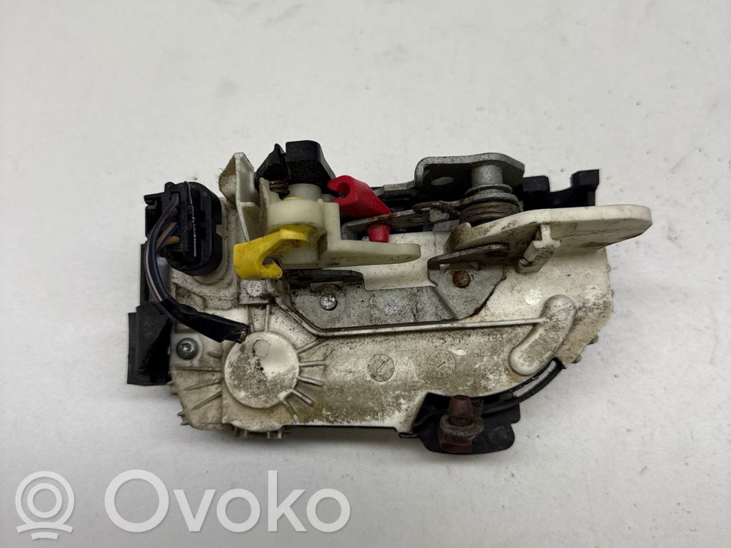 Dodge Caliber Priekinė durų spyna 