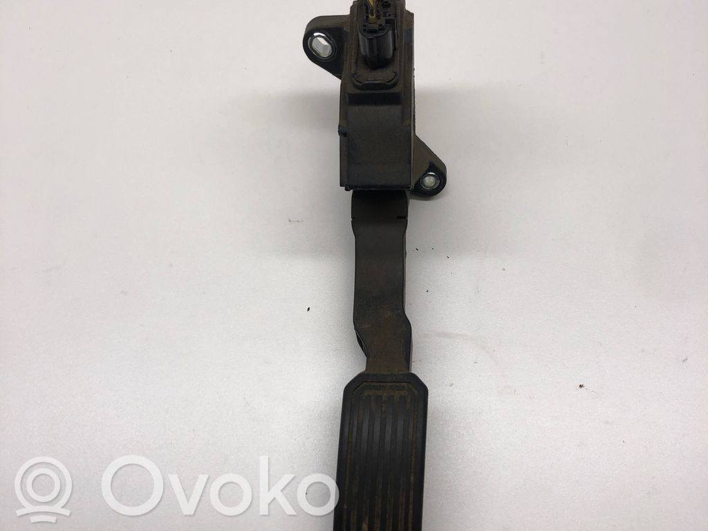 Toyota Avensis T270 Pedal del acelerador 