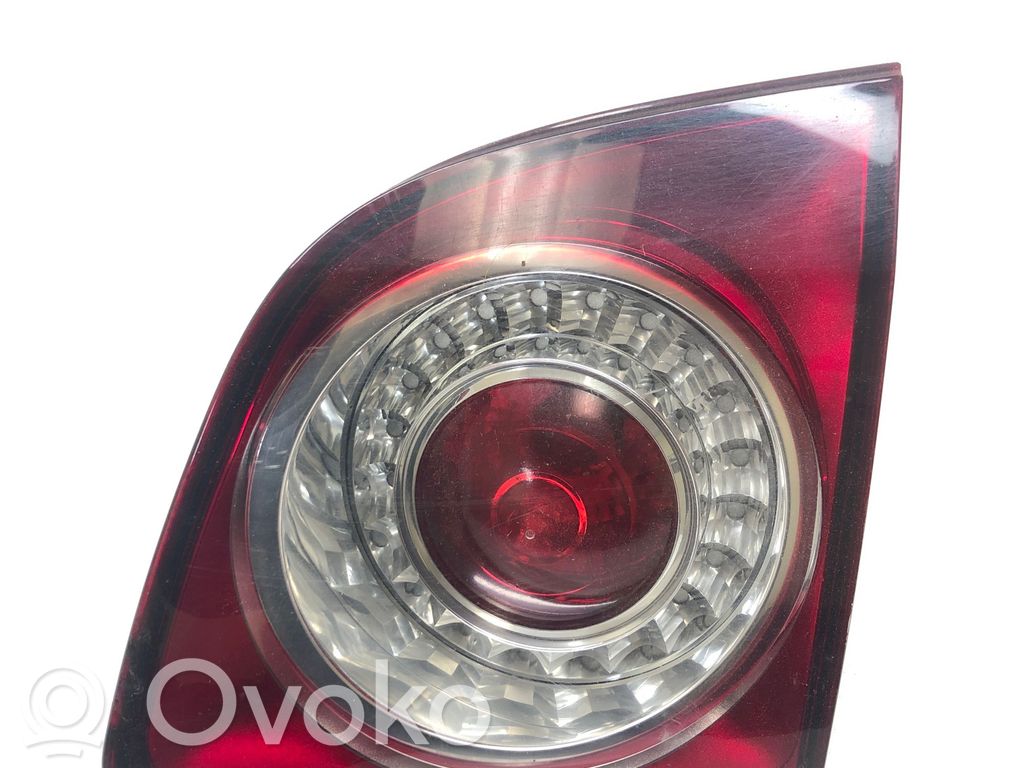 Volkswagen Golf Plus Lampy tylnej klapy bagażnika 
