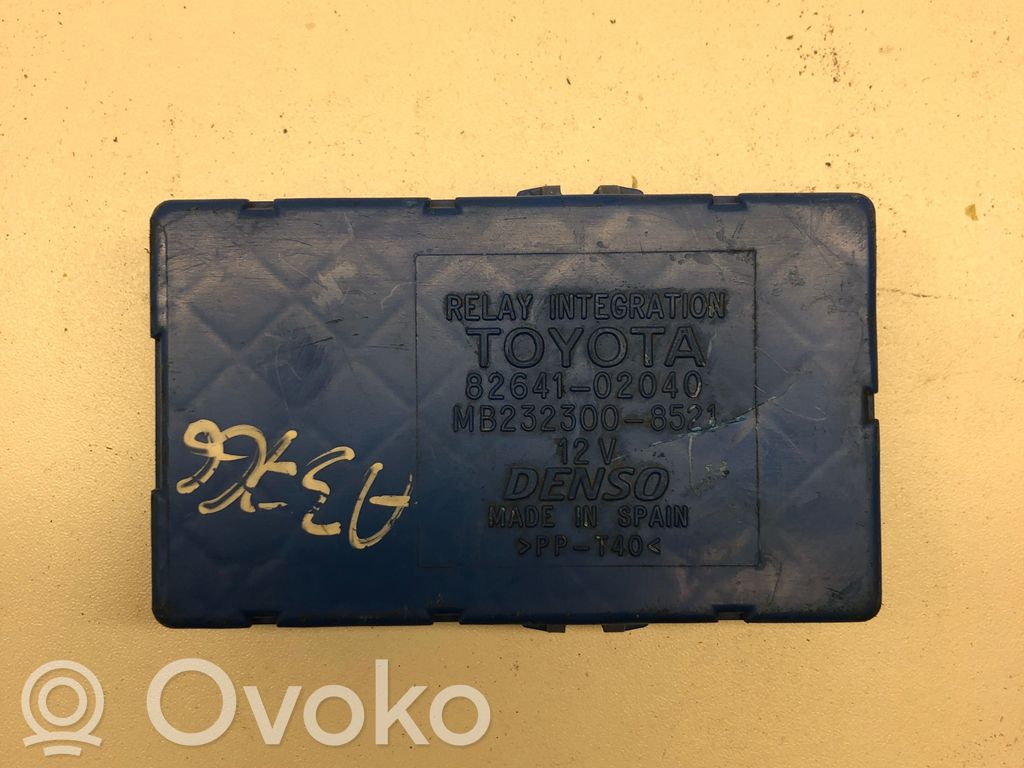 Toyota Corolla E120 E130 Sulakemoduuli 