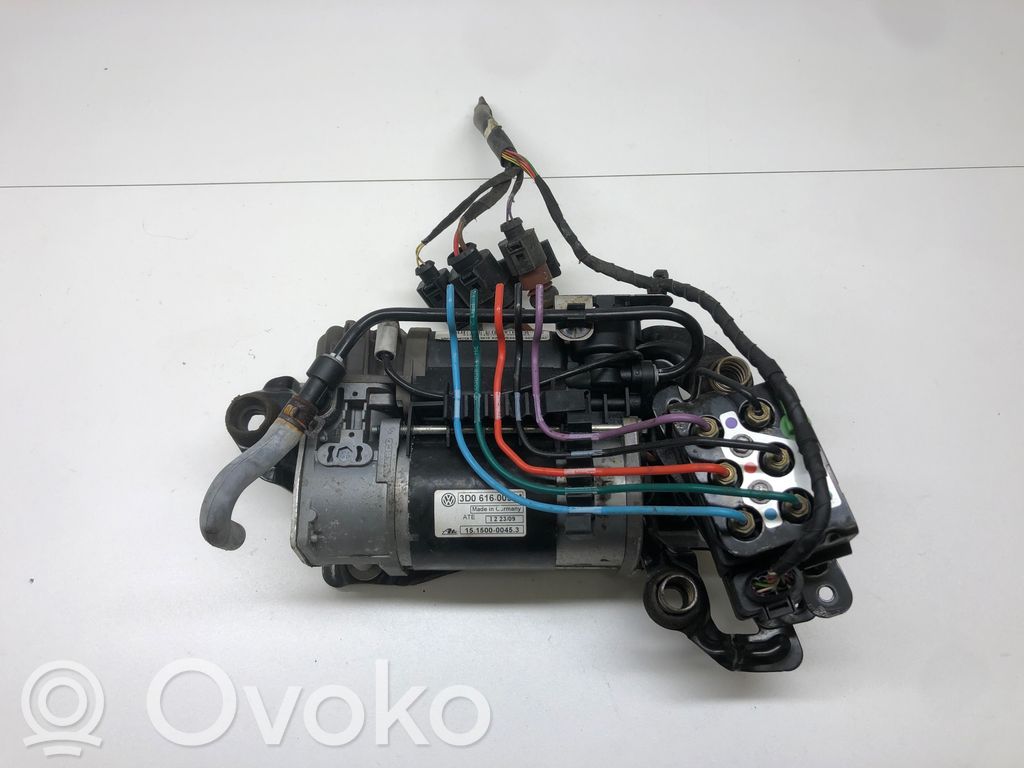 Volkswagen Phaeton Kompresor zawieszenia tylnego pneumatycznego 